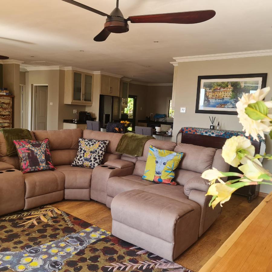 Luxury Home With Breathtaking Views Of Champagne Valley Bergview Luaran gambar